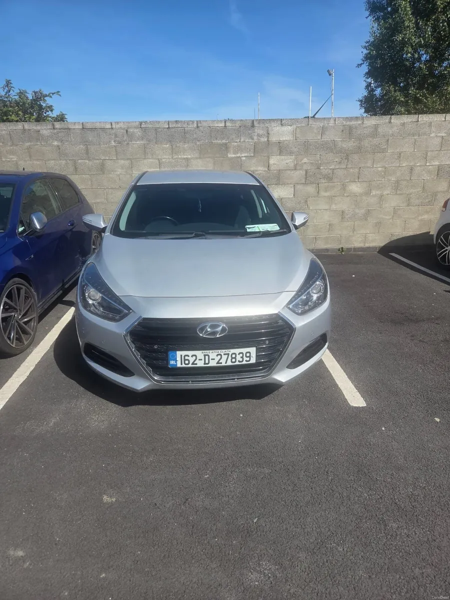 2016 Hyundai 140 - Image 1
