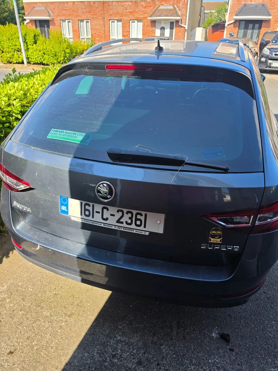 Skoda Superb 2016 - Image 2