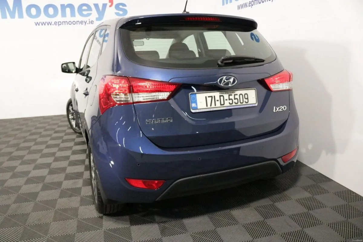Hyundai ix20 Deluxe 1.4L Petrol Hatchback - Image 6