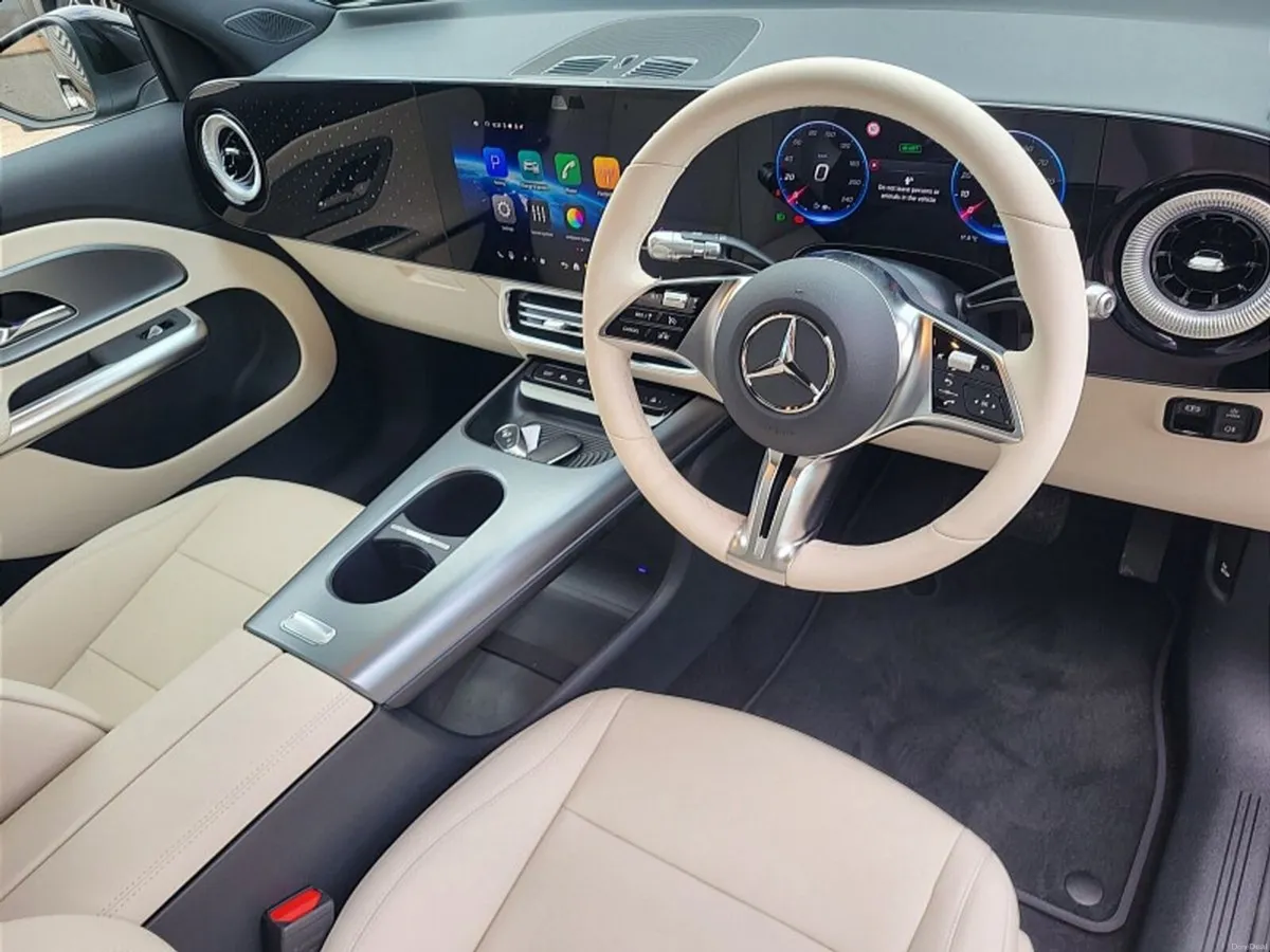 Mercedes-Benz GLB **NEW MODEL**GLB200 Progressive - Image 2