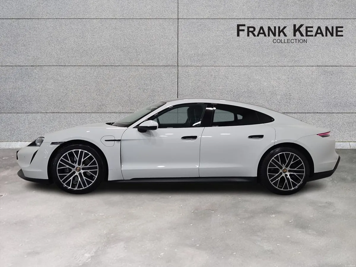 Porsche Taycan Taycan - Image 3
