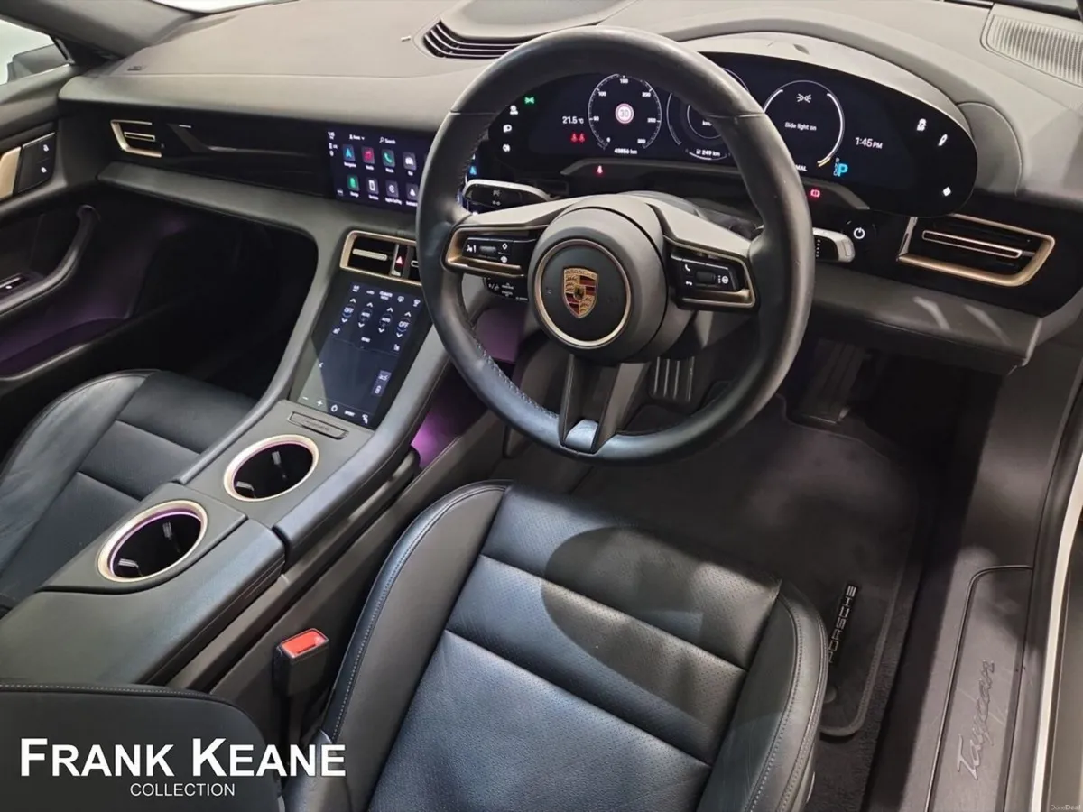 Porsche Taycan Taycan - Image 6