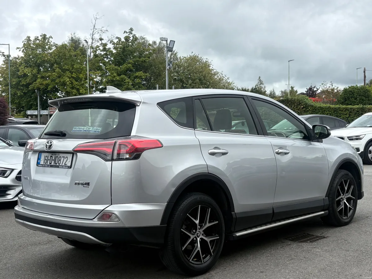 161 Toyota RAV4 D4D 2.0 Diesel Luna Sport - Image 5