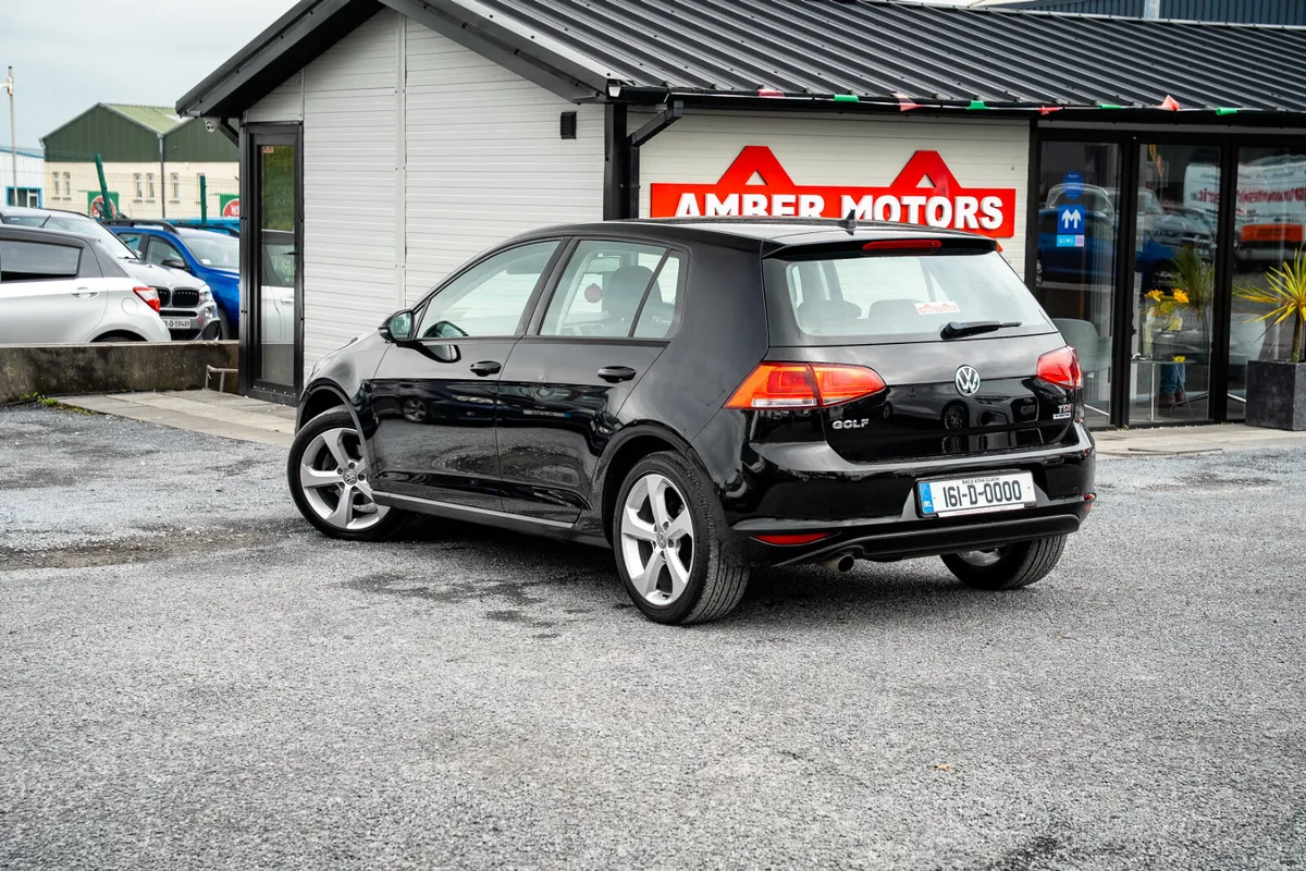 2016 Volkswagen Golf Turbo Diesel - Image 2