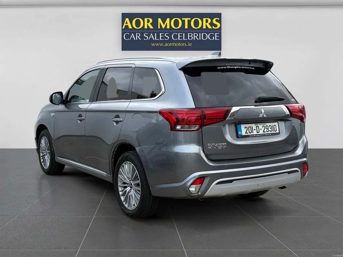 Mitsubishi Outlander 2020 PHEV - Image 6