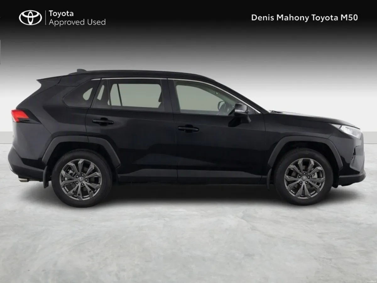 Toyota RAV4 Sol Hybrid - Image 3