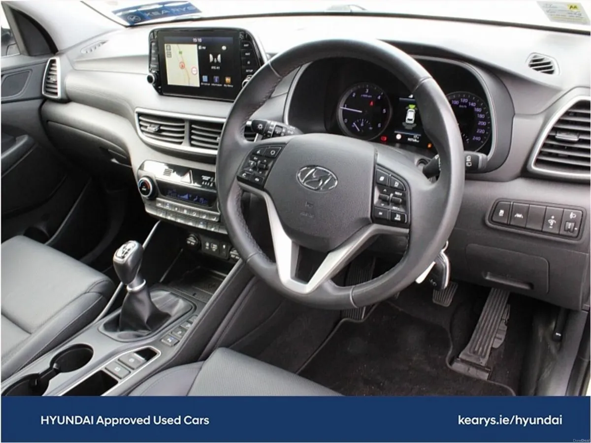 Hyundai Tucson 2WD Executive Plus Mild Hybrid - Image 6