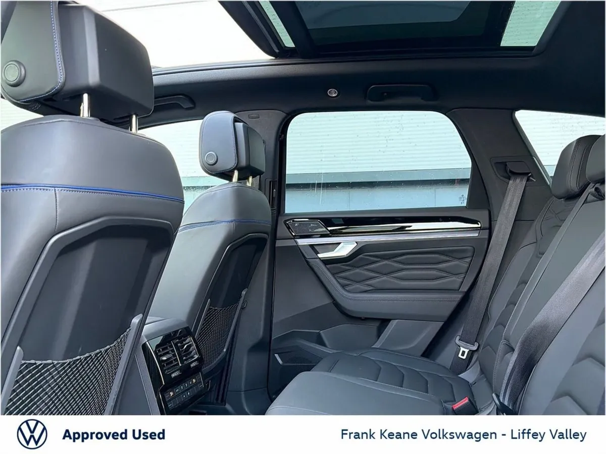 Volkswagen Touareg FINAL EDITION R 3.0 TSI PHEV 46 - Image 6