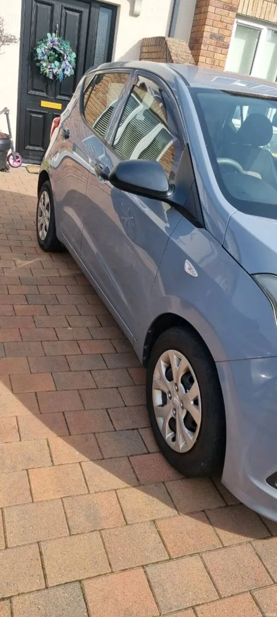 Hyundai i10 - Image 2