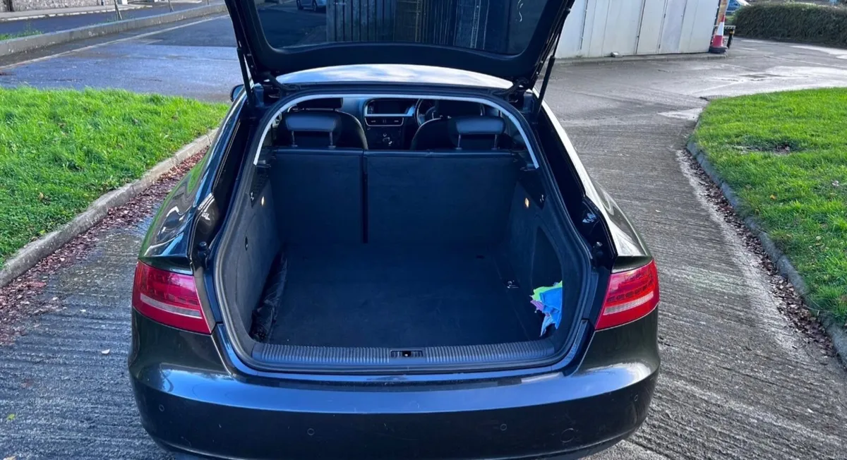 Audi A5 2010 - Image 4