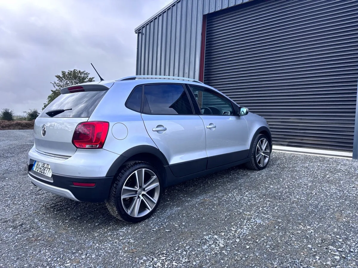 2011 vw polo cross - Image 2