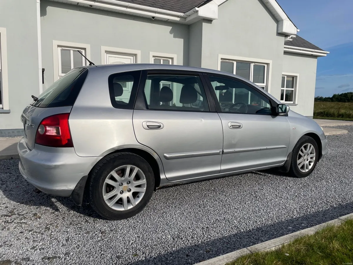 Honda Civic 2004 - Image 6