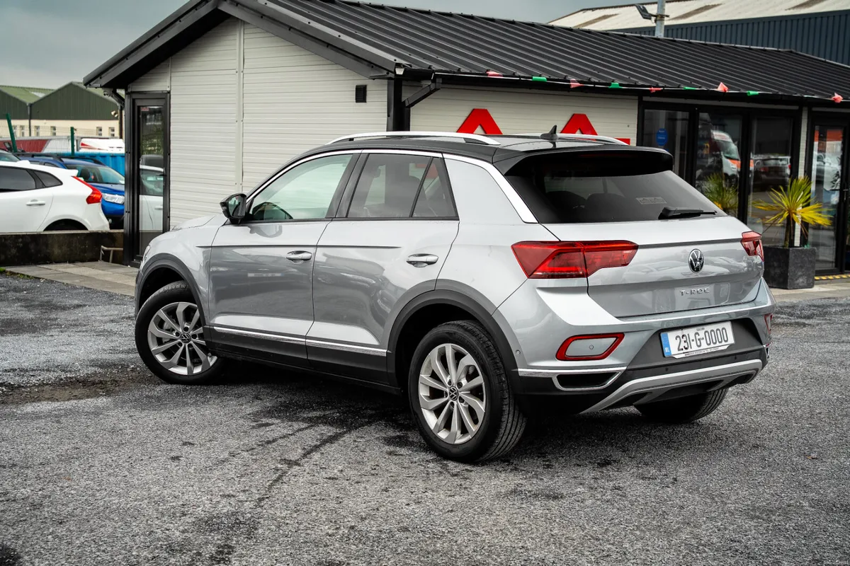 2023 Volkswagen T-Roc Diesel Automatic - Image 3