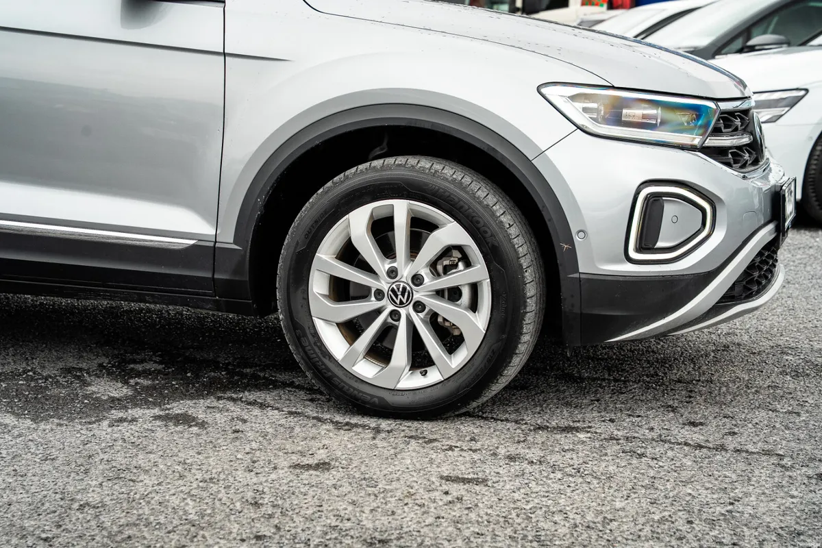 2023 Volkswagen T-Roc Diesel Automatic - Image 5