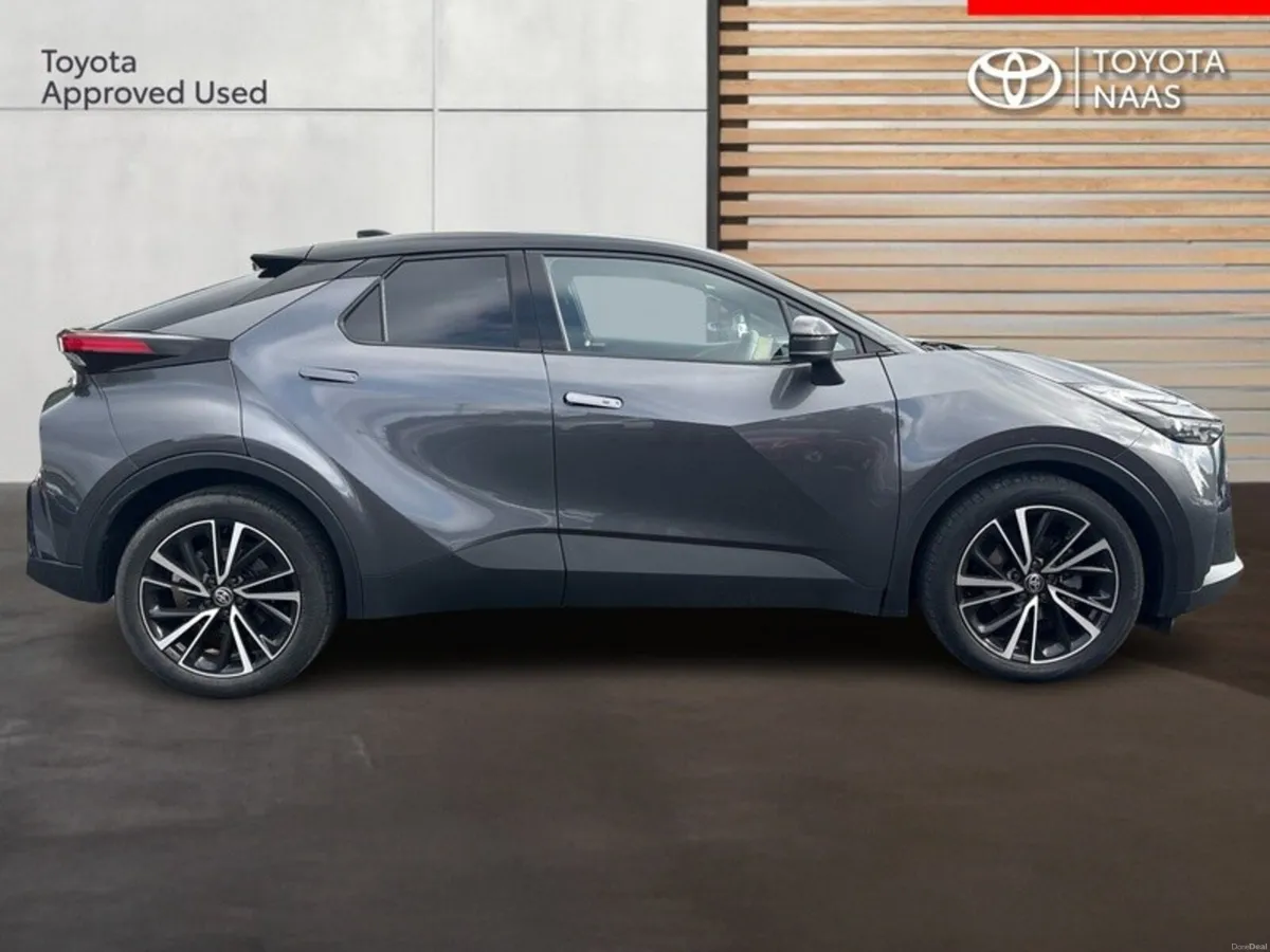 Toyota C-HR HYBRID SOL - Image 3