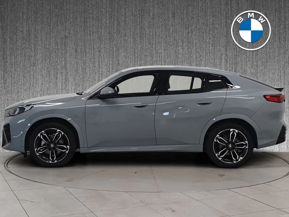 BMW iX2 eDrive20 M Sport - Image 3
