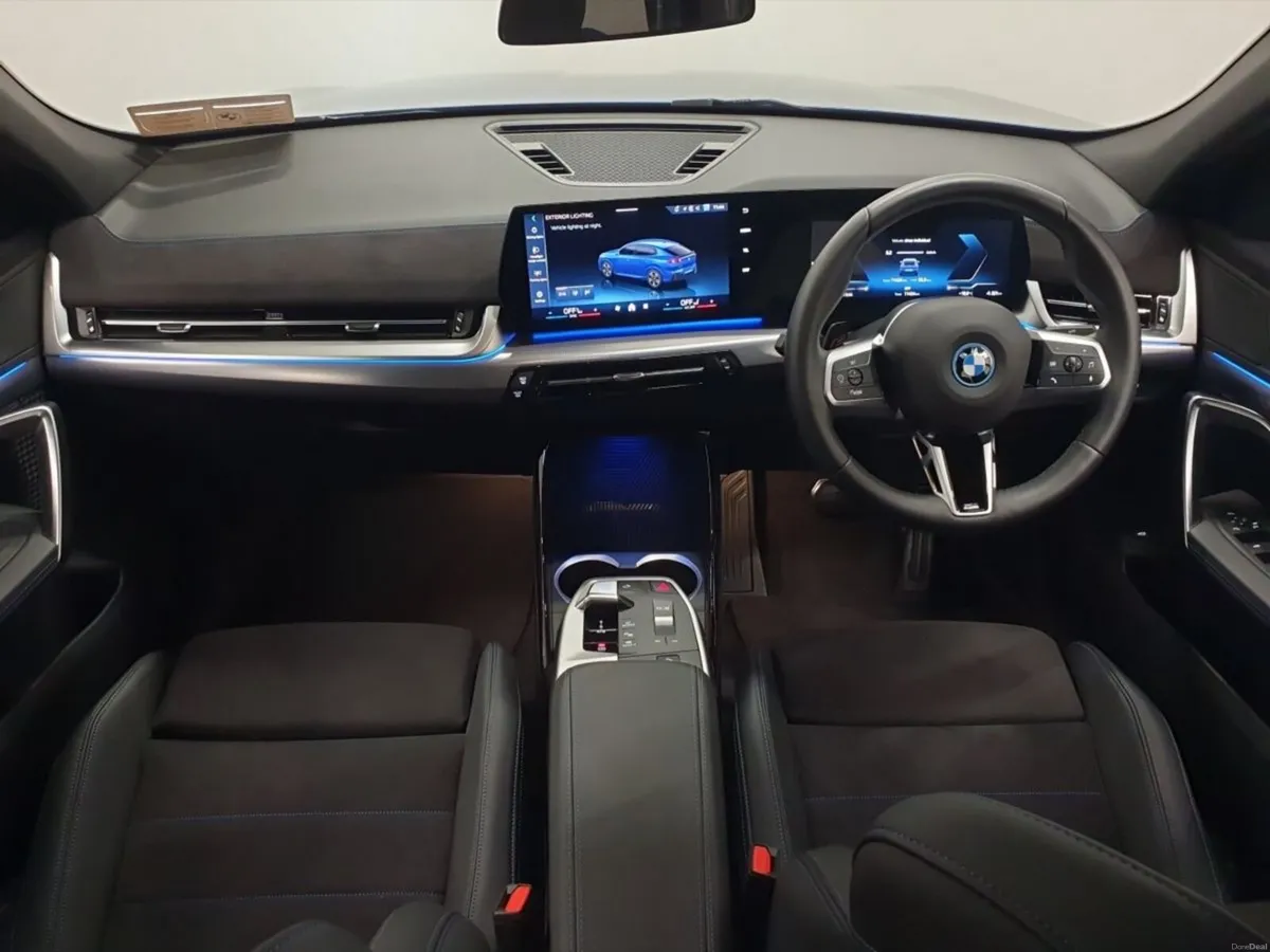 BMW iX2 eDrive20 M Sport - Image 4