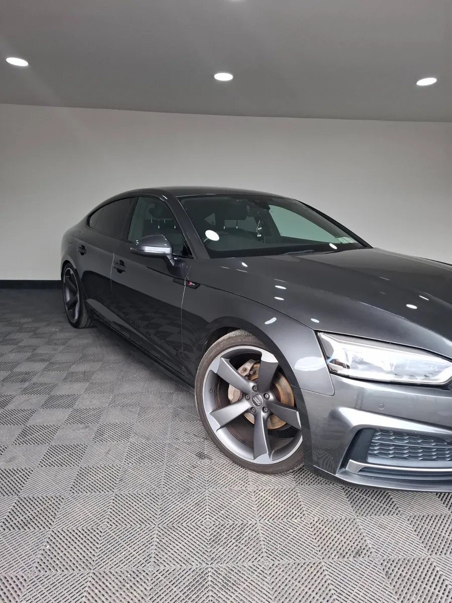 2017 audi A5 sline automatic - Image 4