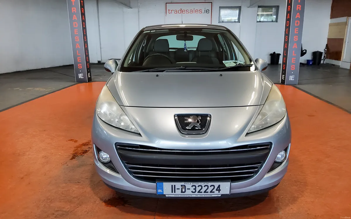 Peugeot 207 2011 - Image 2