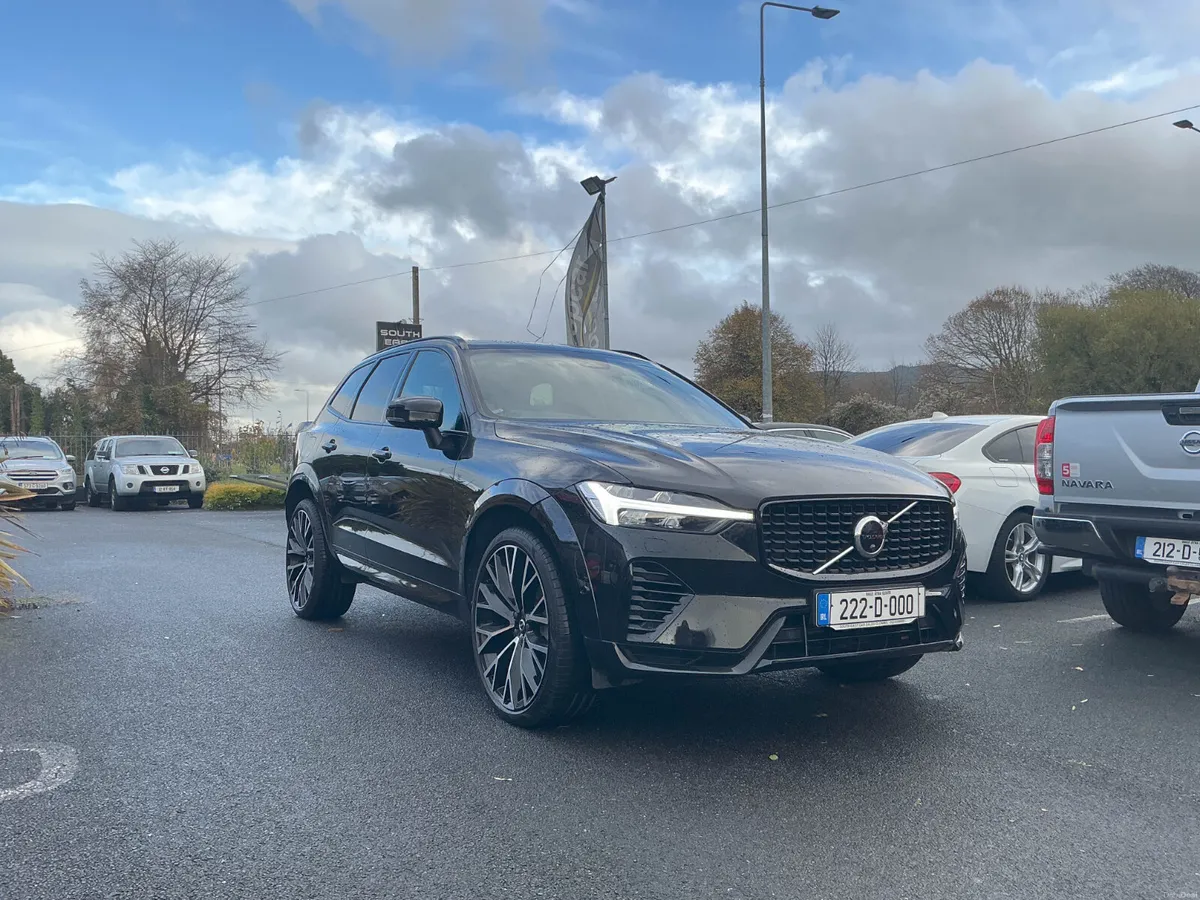 2022 VOLVO XC60 R-DESIGN PRO T8 RECHARGE AWD AIR/S - Image 6