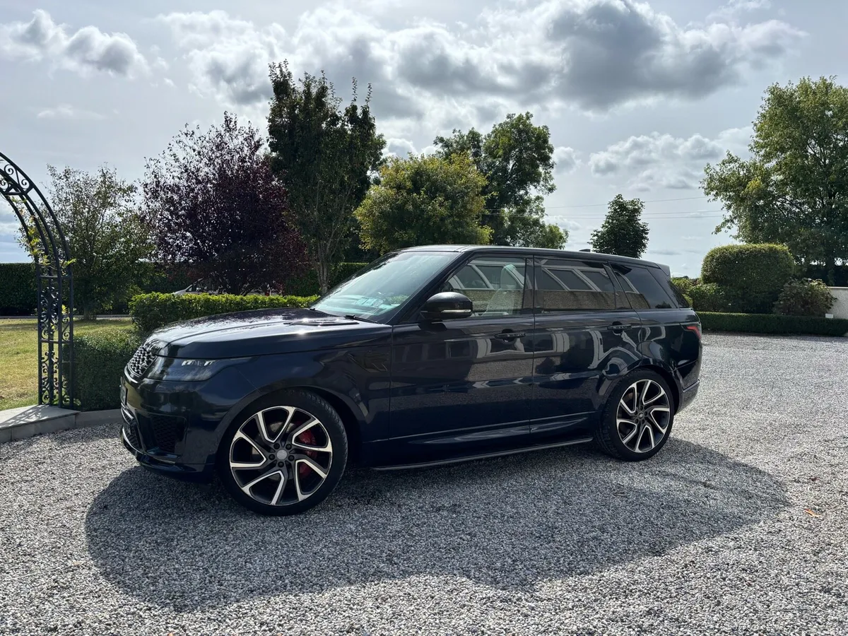 Range Rover Sport - Image 1
