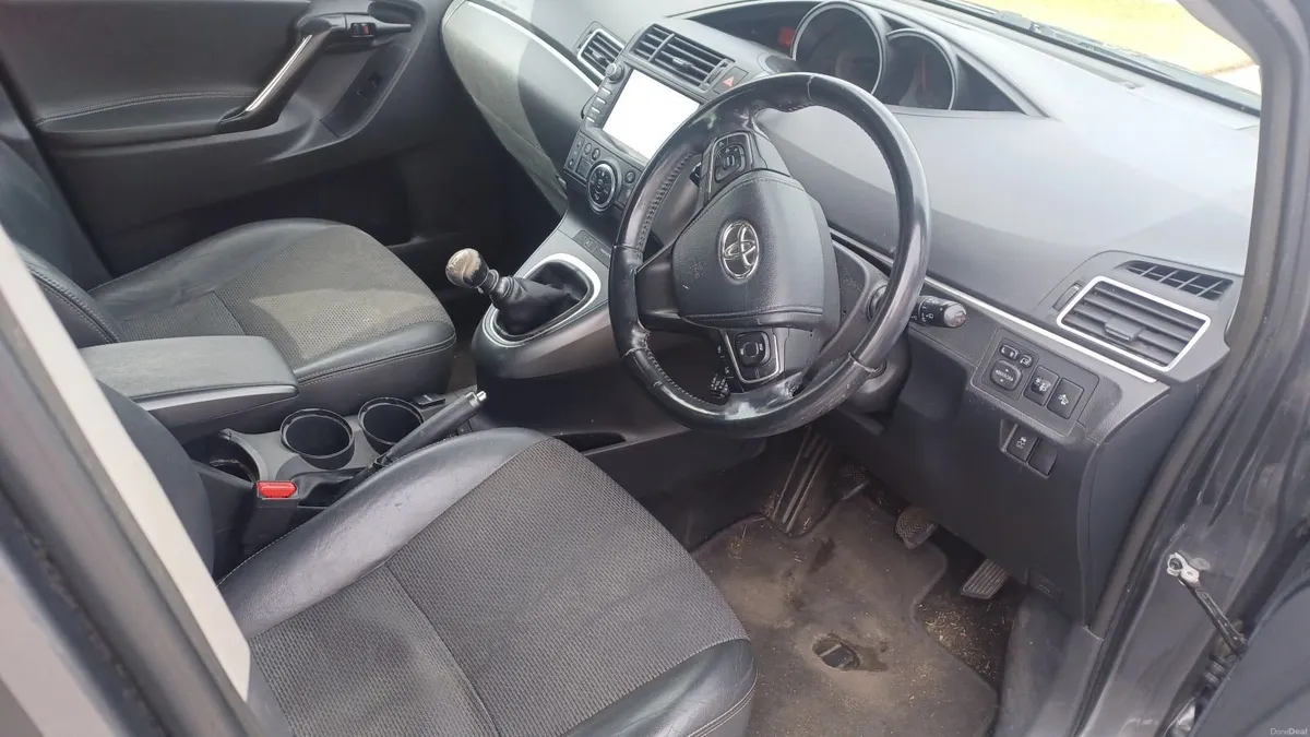 17 Toyota Verso sol 1.6 diesel ..7 seater NCT 2/27 - Image 6