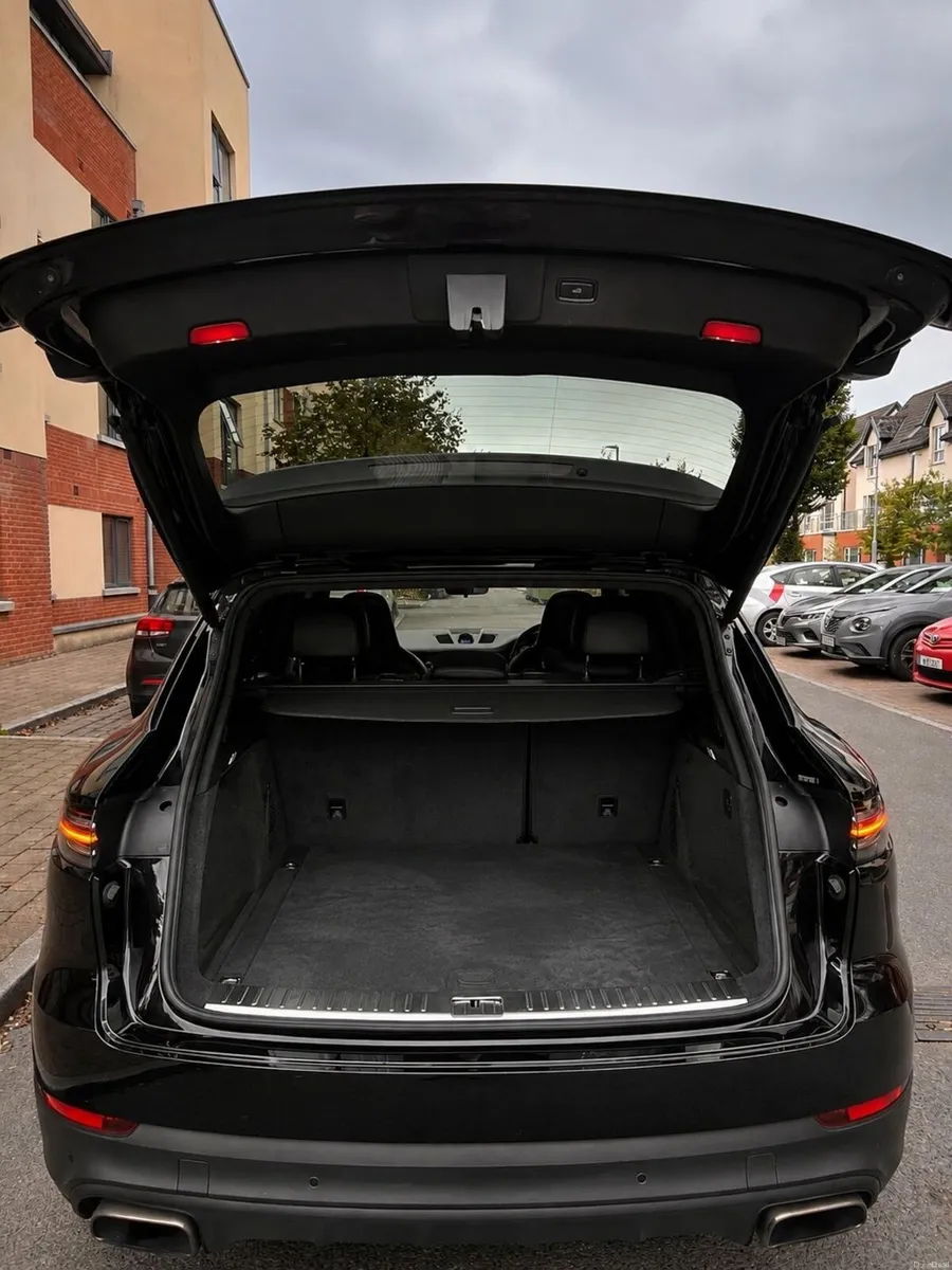 Porsche 3.0 Petrol Turbo - Image 3