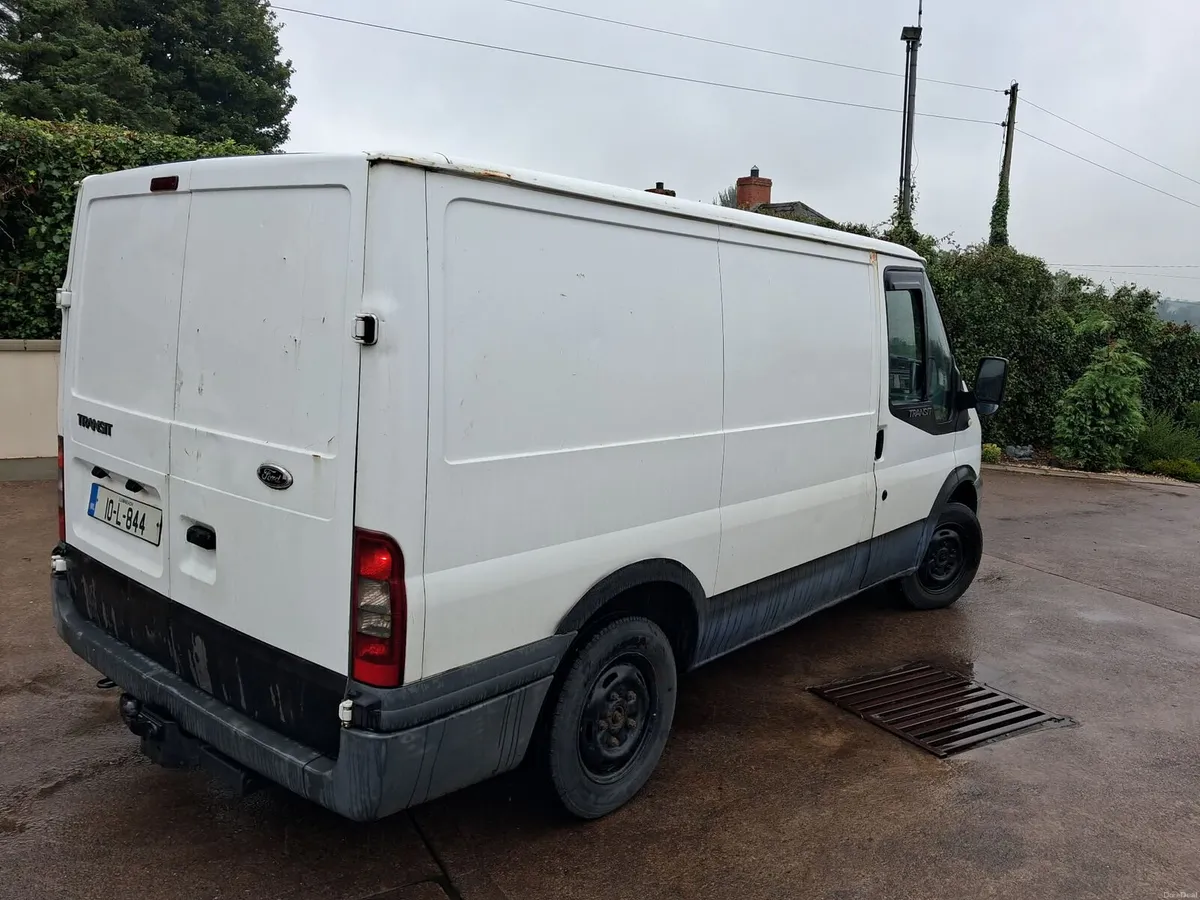 Ford Tranzit - Image 3