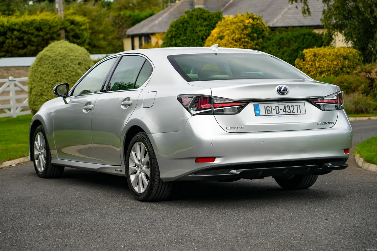 2016 Lexus GS 300H Petrol Hybrid Automatic - Image 3