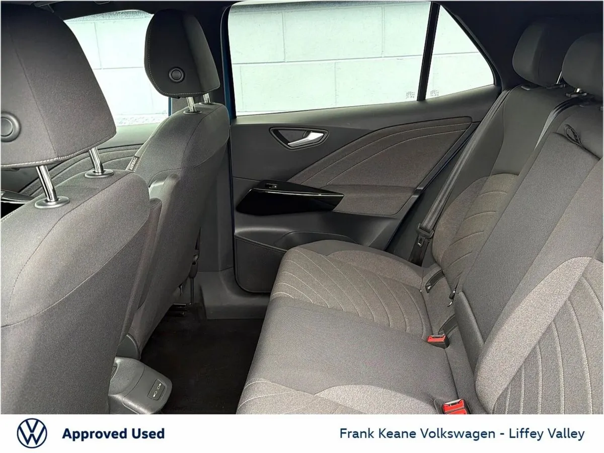 Volkswagen ID.3 59KWH MATCH 204BHP *COSTA AZUL BLU - Image 6