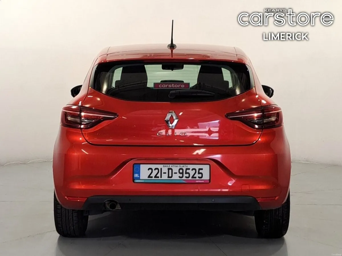 Renault Clio Iconic TCE 90 Model ECC 5DR - Image 4