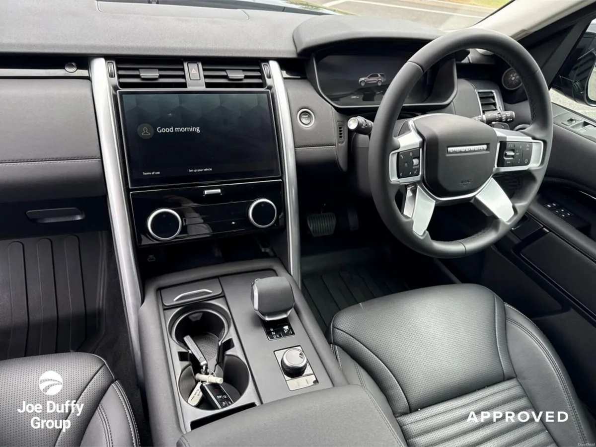 Land Rover Discovery 3.0 SD6 SE COMMERCIAL - Image 4