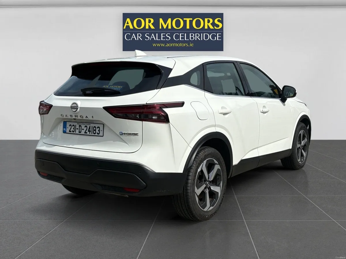 Nissan Qashqai 2023 E POWER HYBRID AUTOMATIC - Image 4