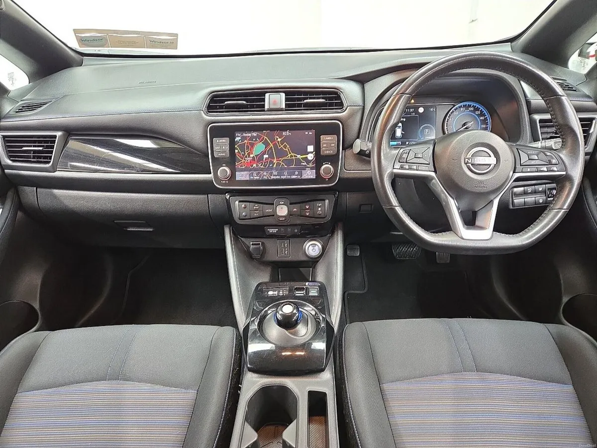 Nissan Leaf SV Premium 62 kWh *Big Battery* - Image 3