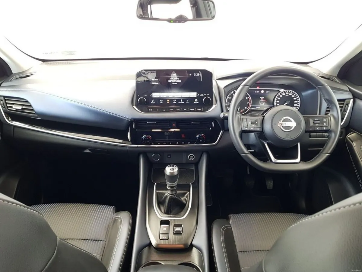Nissan Qashqai 1.3 MILD HYBRID SV PREMIUM €3000 Sc - Image 3
