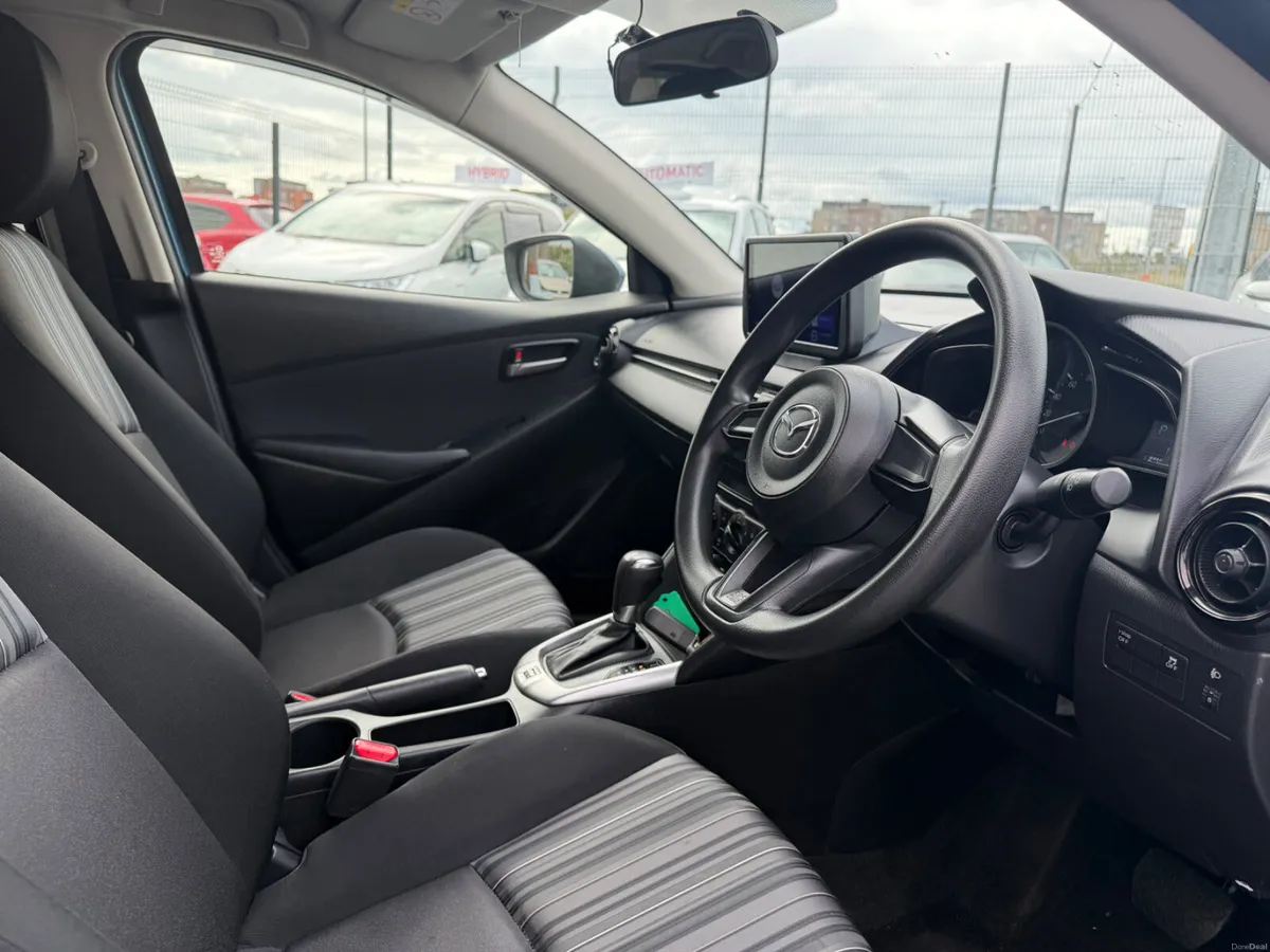 Mazda Demio - Image 5