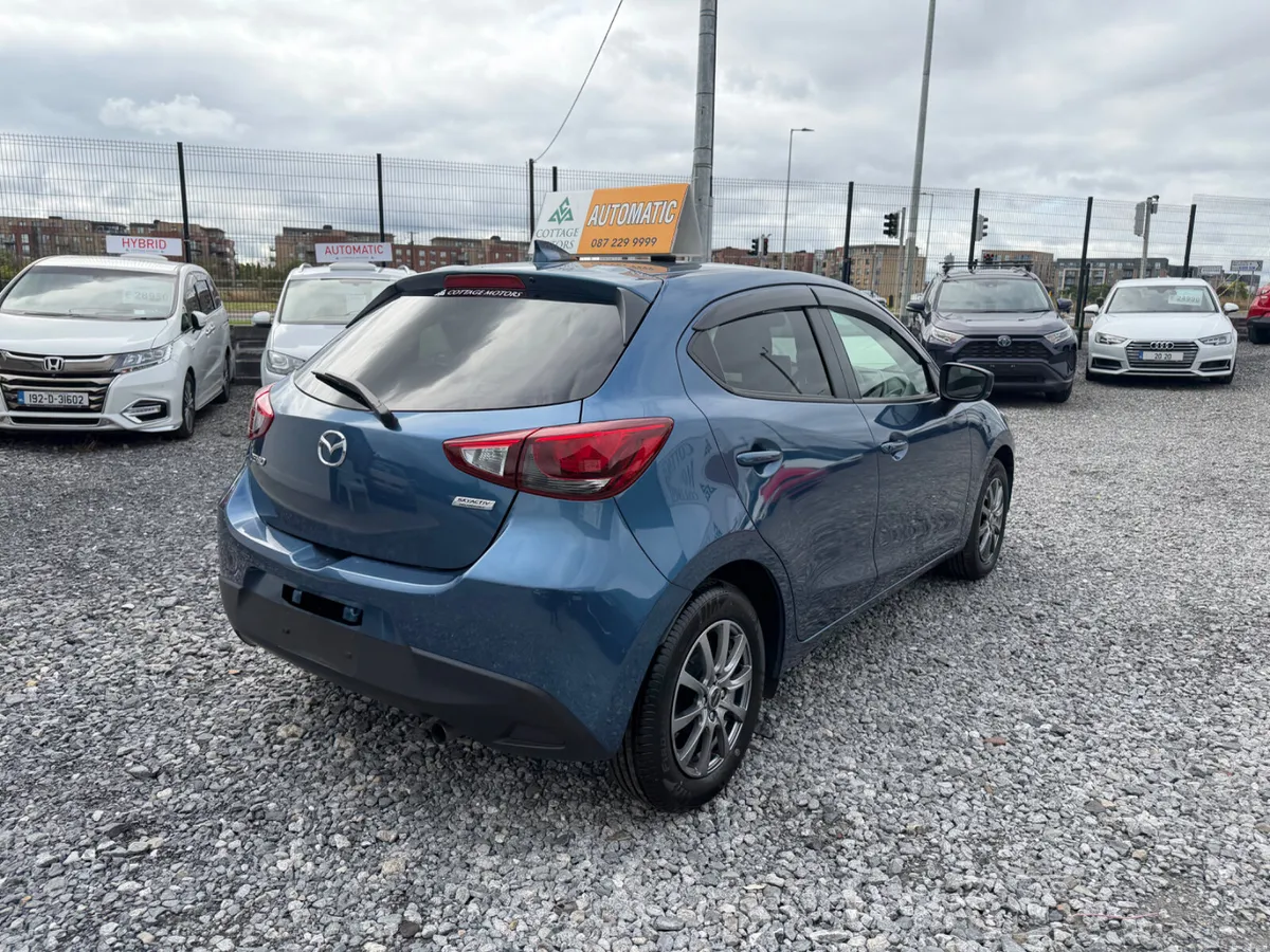 Mazda Demio - Image 3