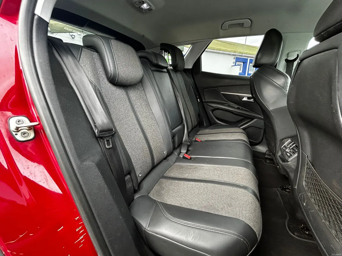 181 Peugeot 3008 1.2 Petrol - Image 6