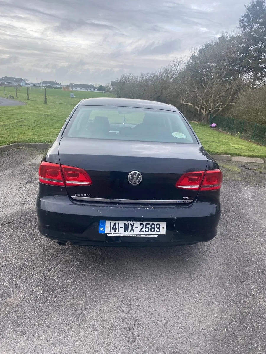 Volkswagen Passat 2014 - Image 4