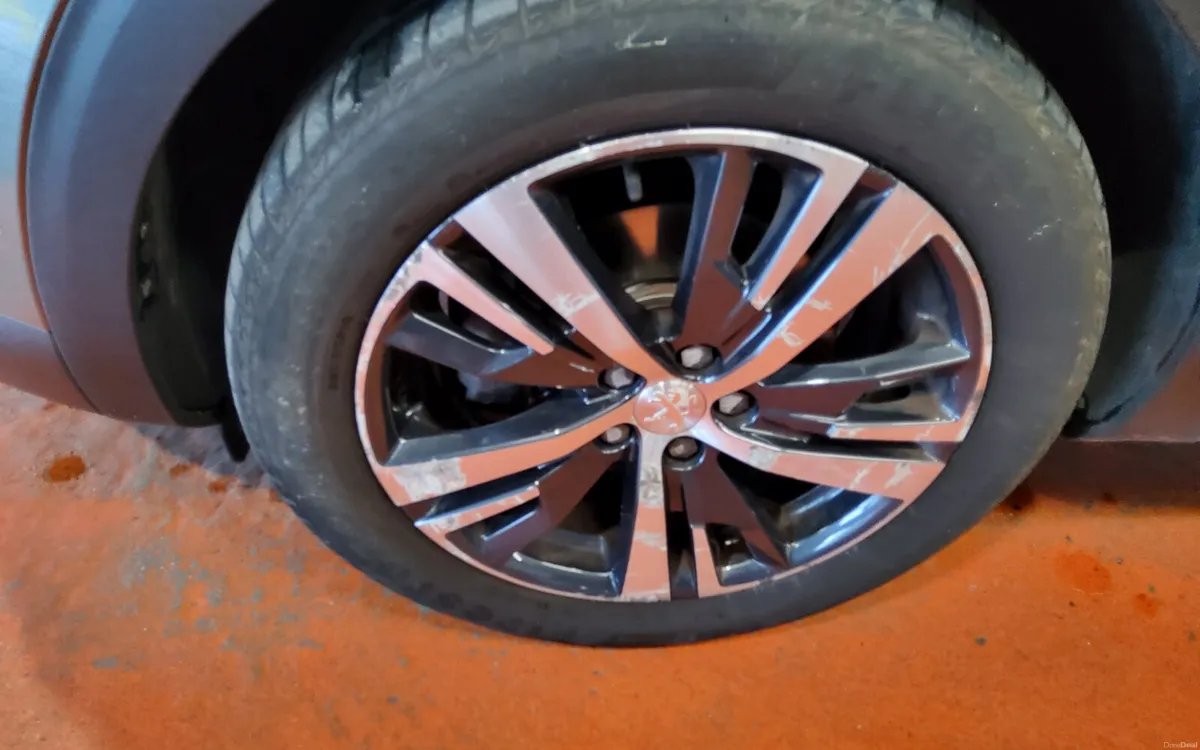 Peugeot 3008 2018 - Image 4