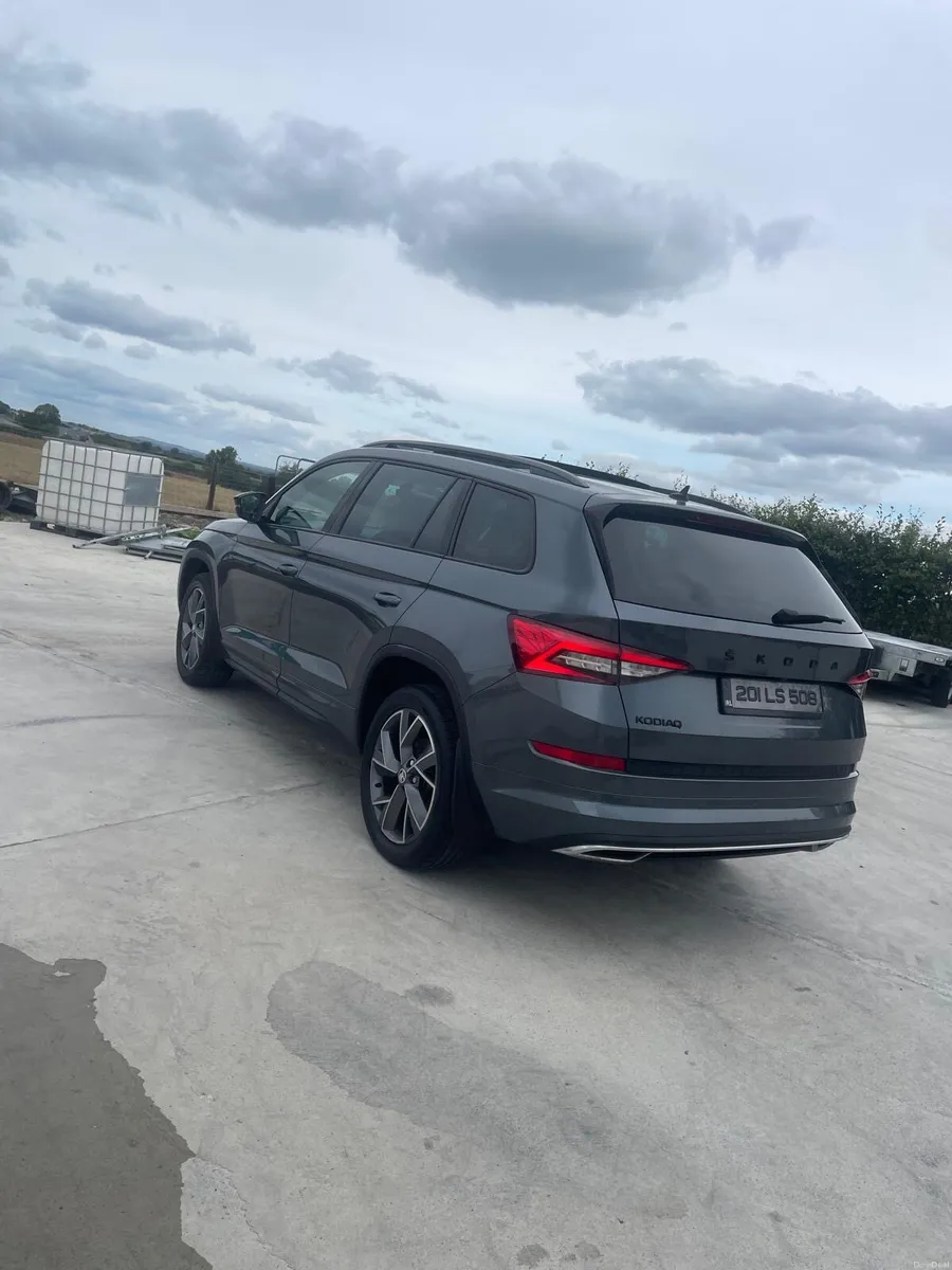 Skoda kodiaq 2.0 150bhp sportline - Image 5