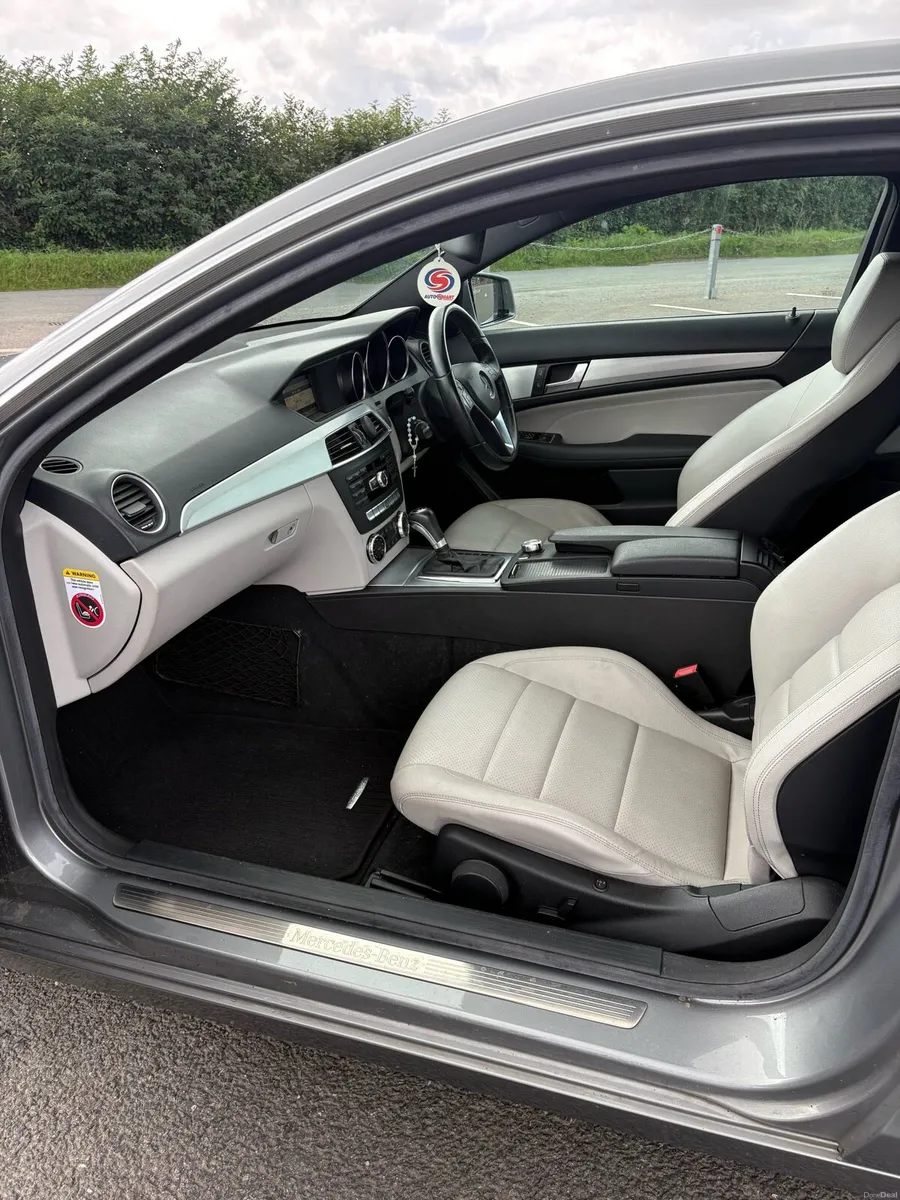 Mercedes c220 - Image 5