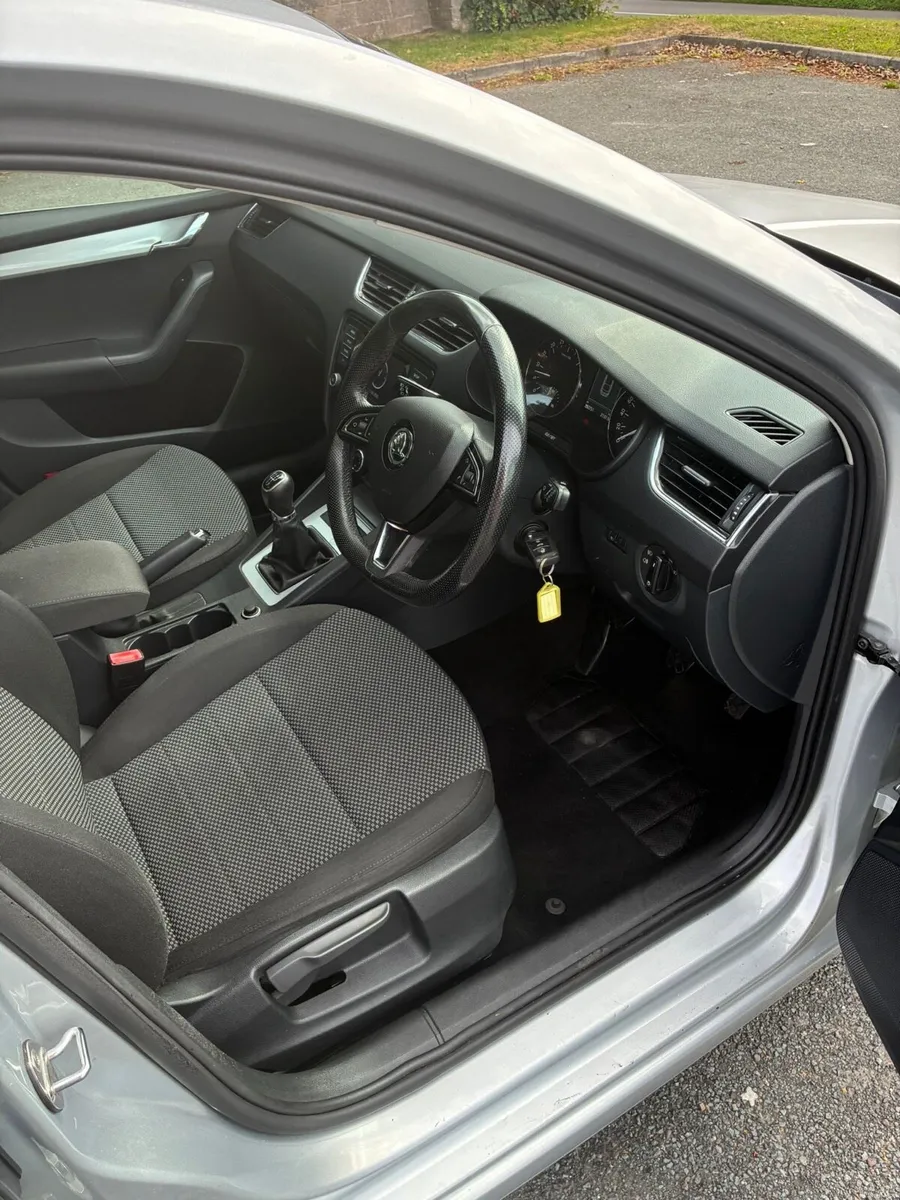 Skoda Octavia - Image 5