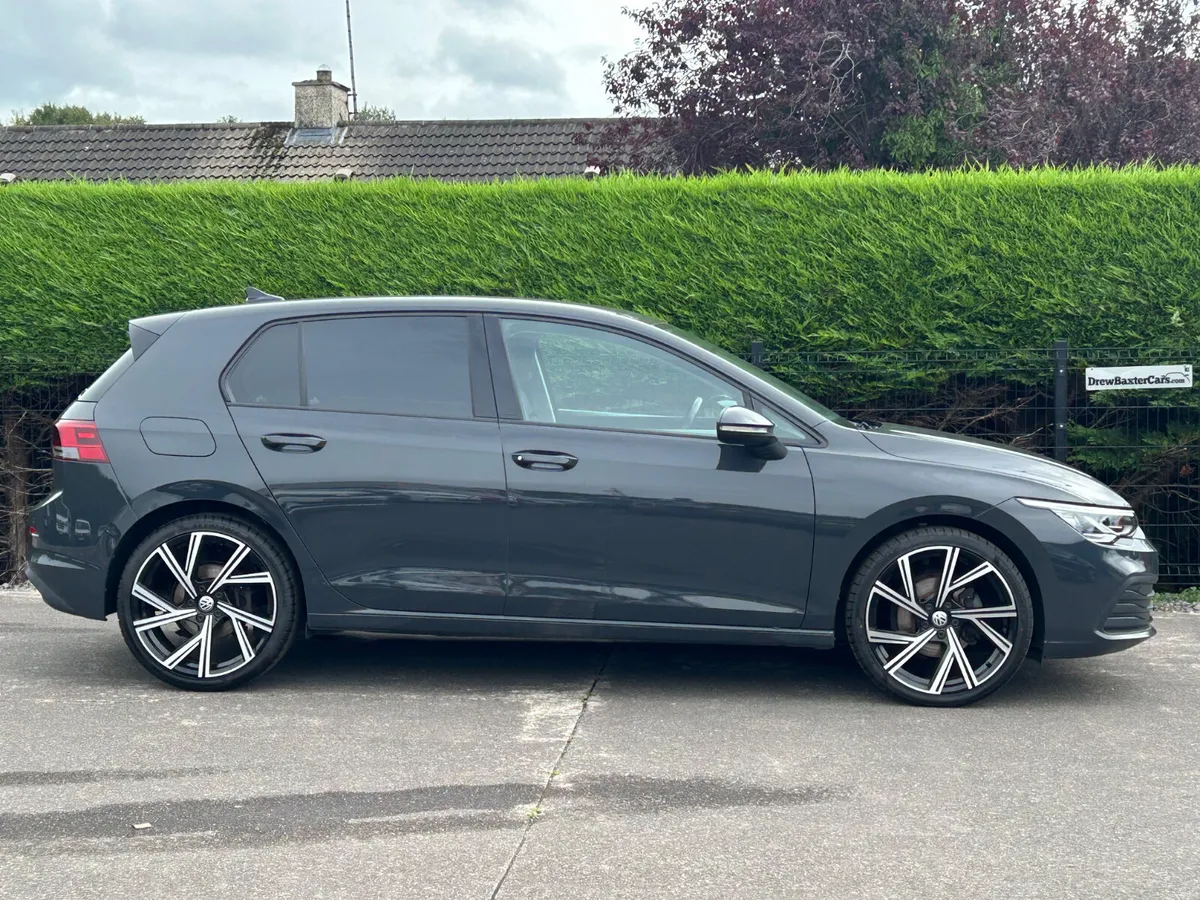 21Volkswagen Golf 1.5 Tsi 1 Owner  €18950 inc Vrt - Image 3