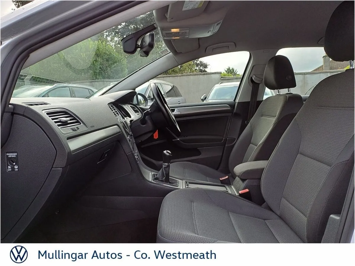 Volkswagen Golf 1.6 TDI 5DR 110HP Comfortline - Image 4