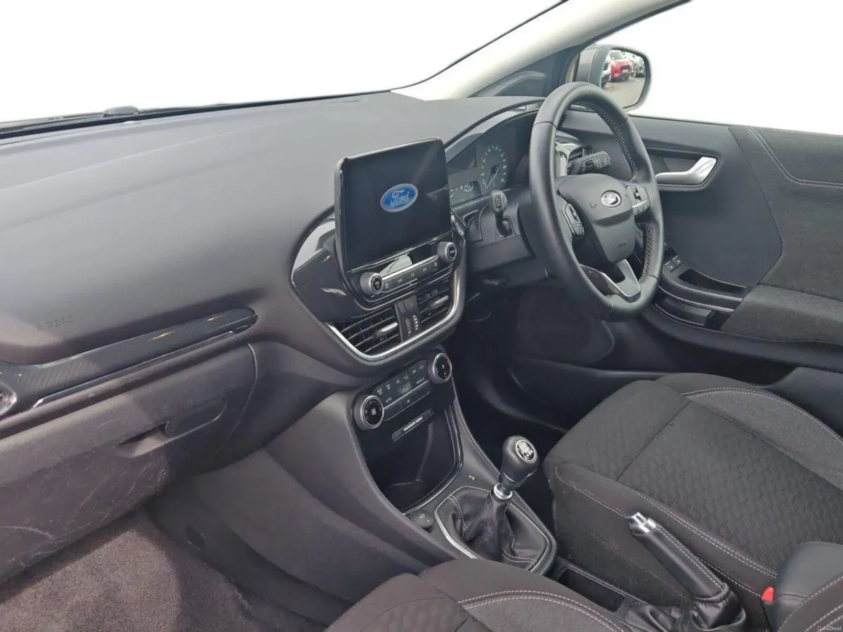 Ford Puma 1.0L EcoBoost Hybrid 125PS Titanium - Image 4