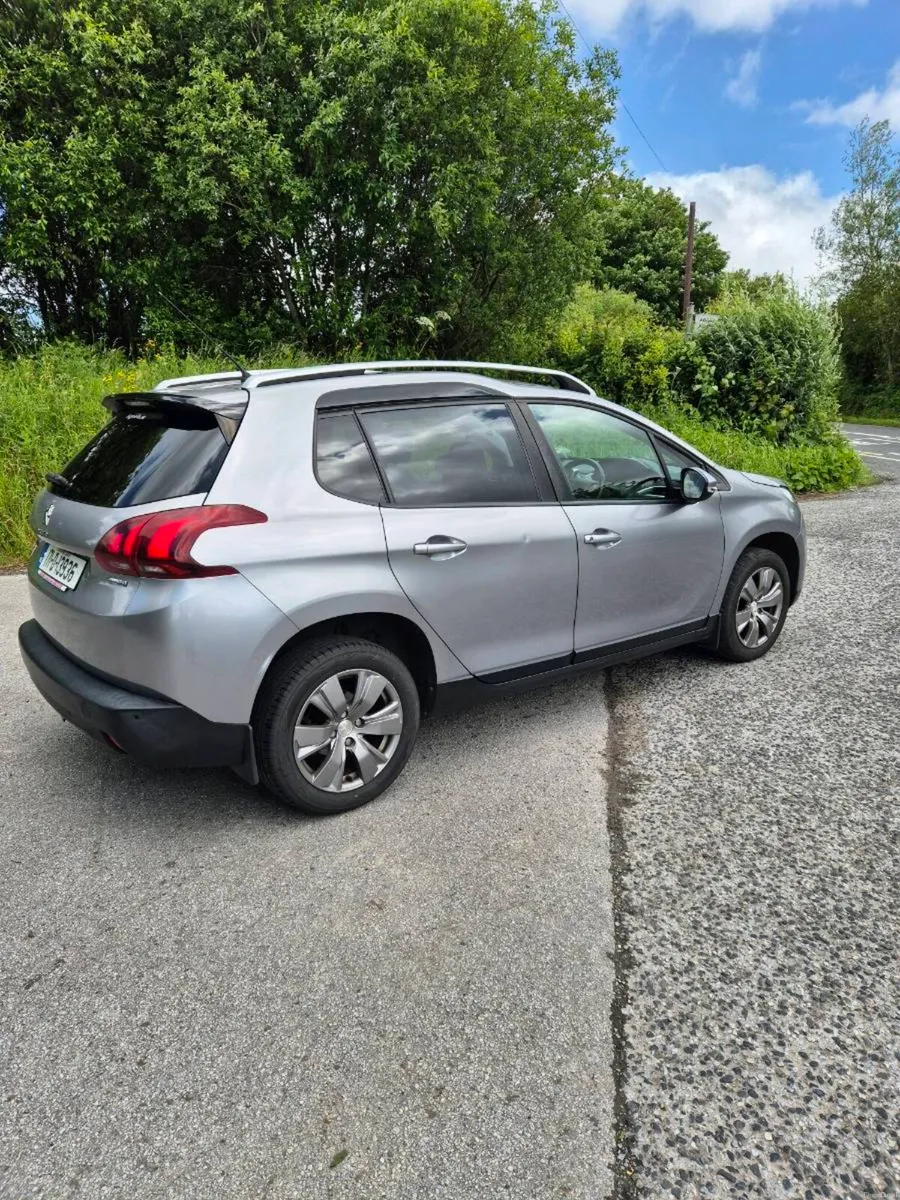 Peugeot 2008 - Image 3