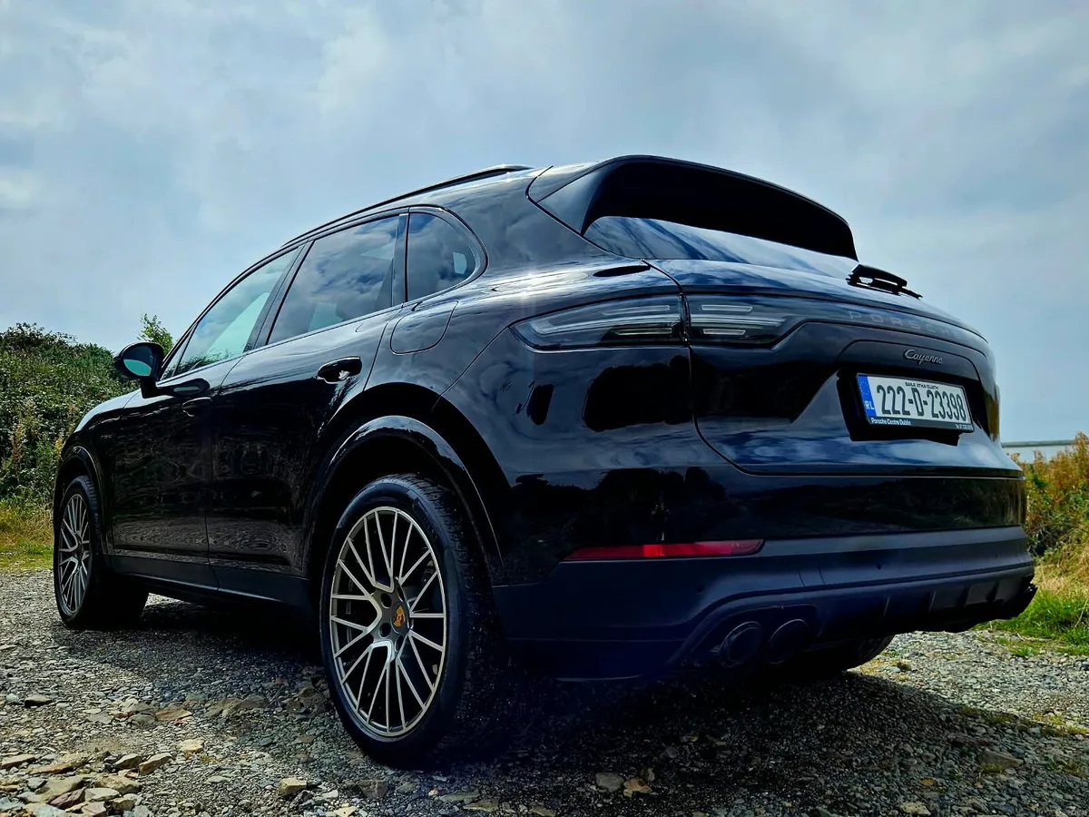 3.0 V6 PLATINUM - AUTO - APPLE PLAY - SUNROOF - - Image 3