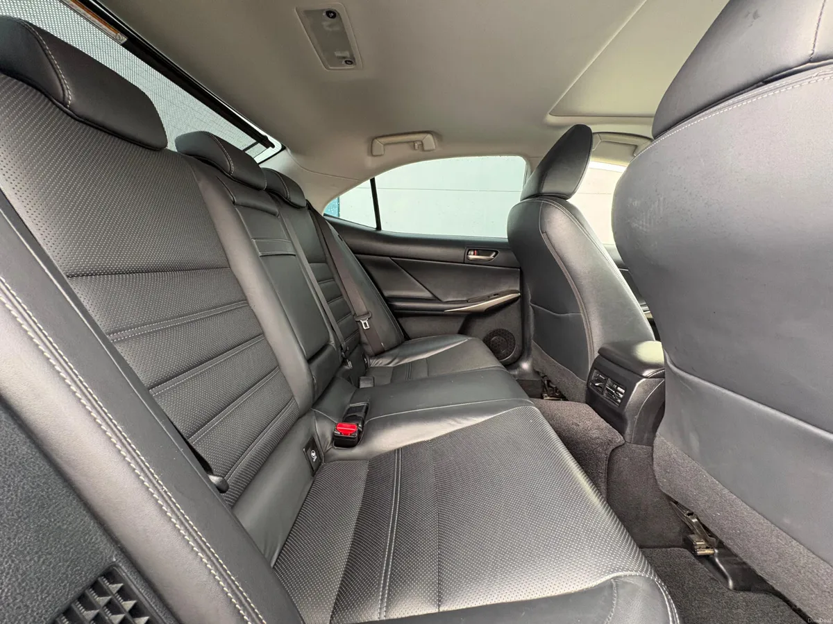TOYOTA COROLLA - Image 6