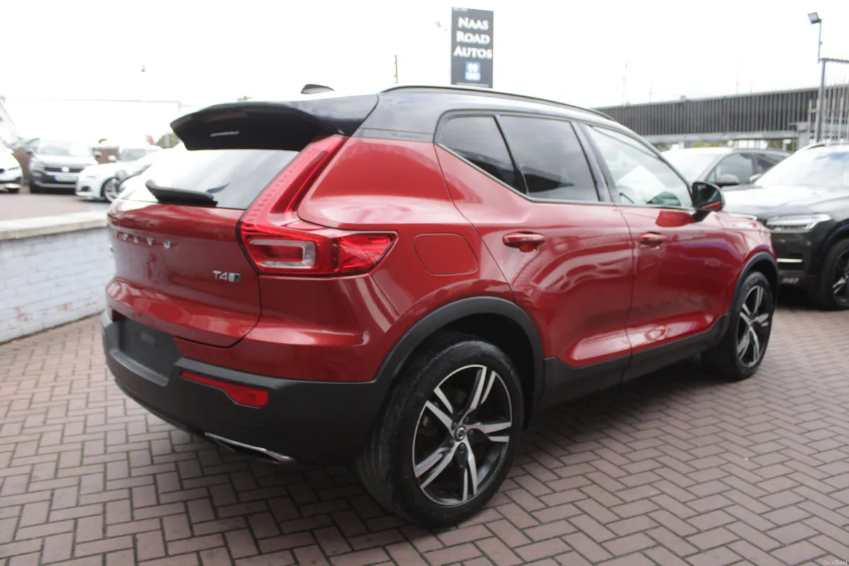 2.0T4 R-DESIGN AWD 5DR ESTATE AUTO HUGE SPEC  // 1 - Image 4